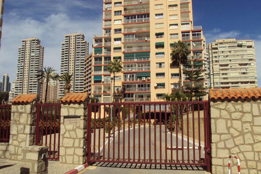 Апартаменти Edificio Alteanos V Бенідорм Екстер'єр фото
